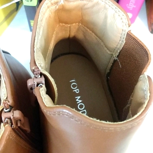 TOP MODA COGNAC BROWN BLOCK HEEL SIDE ZIP ANKLE BOOTS SIZE 8.5 NWT - Picture 8 of 8